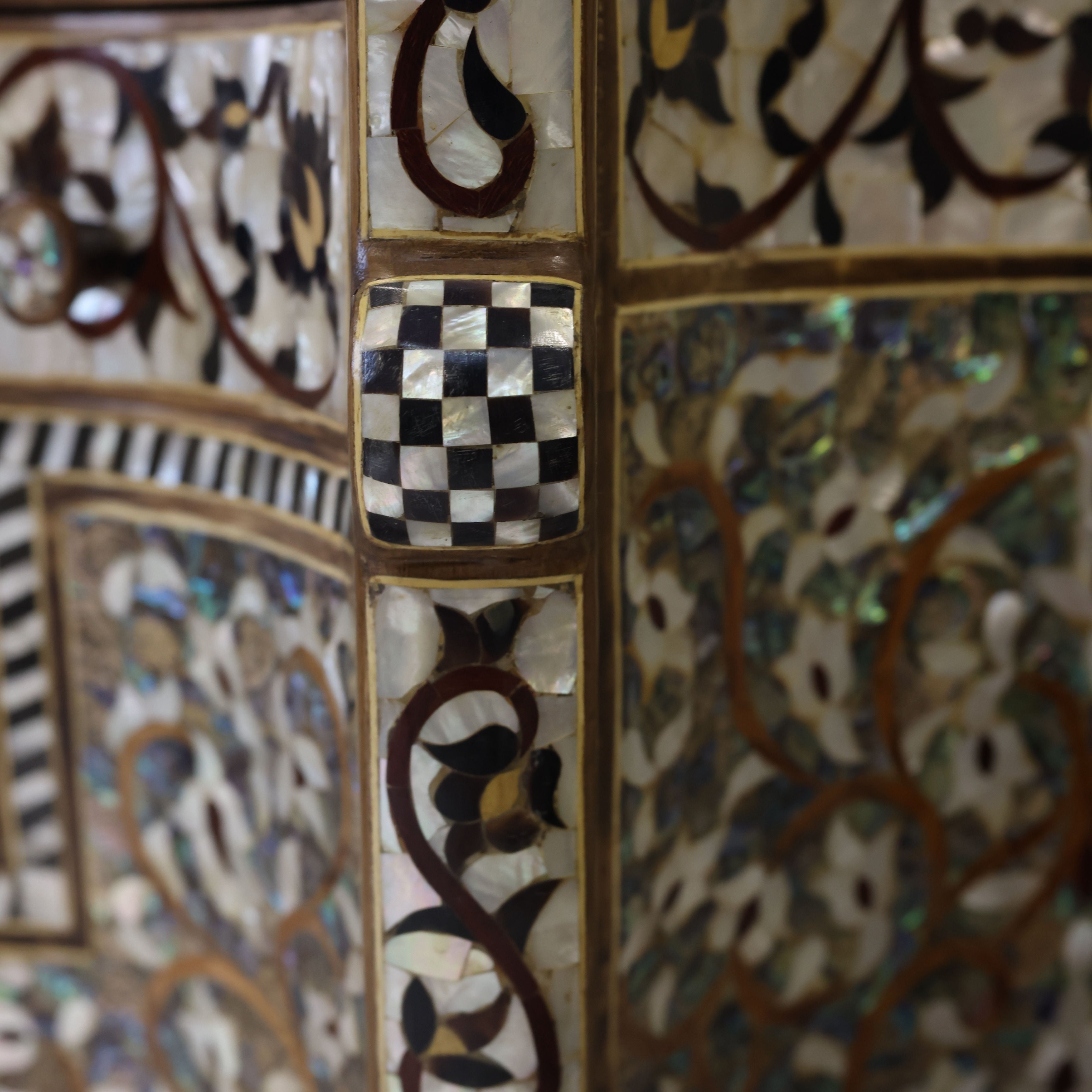 The Sultana Console with Mirror