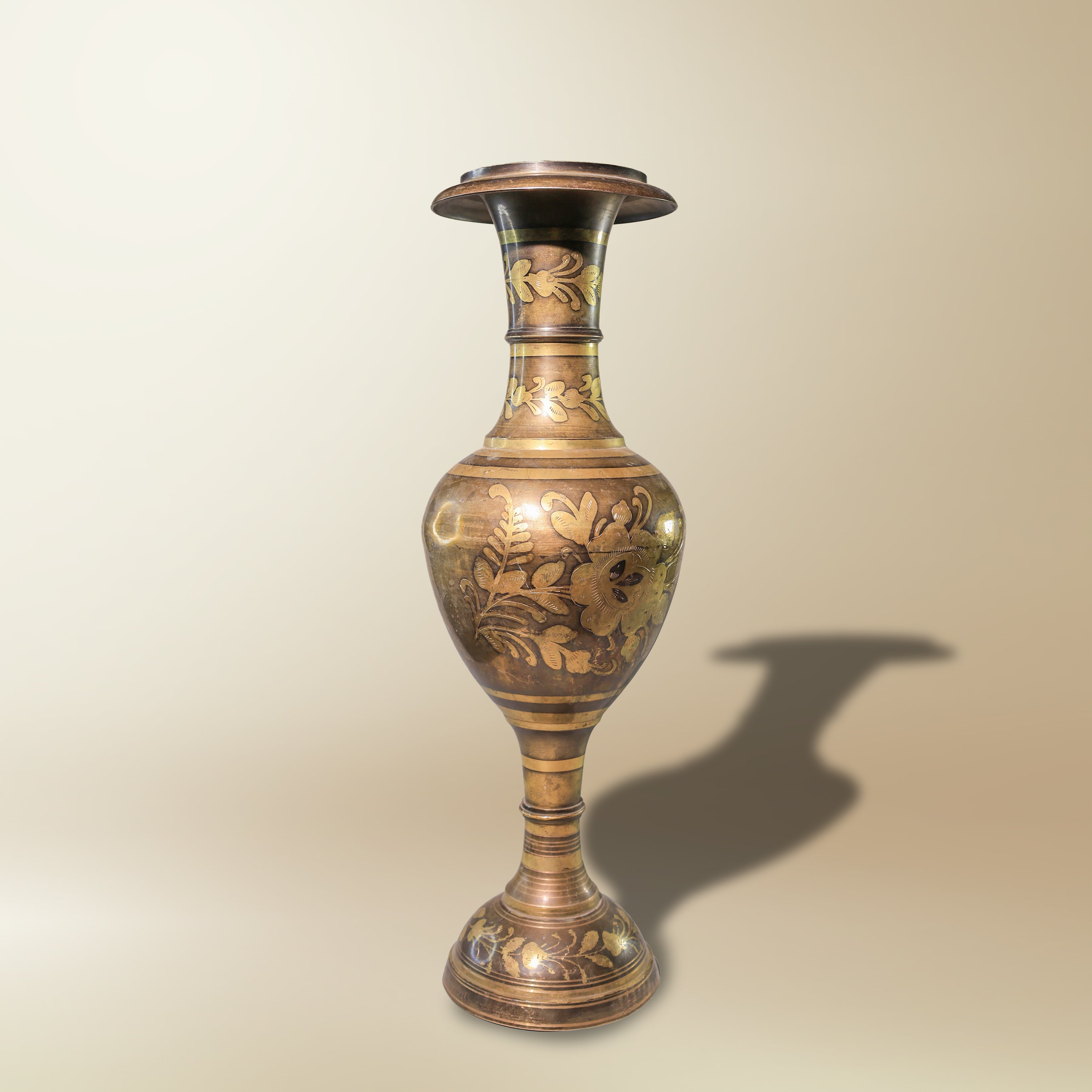 مزهرية صدى الزهور