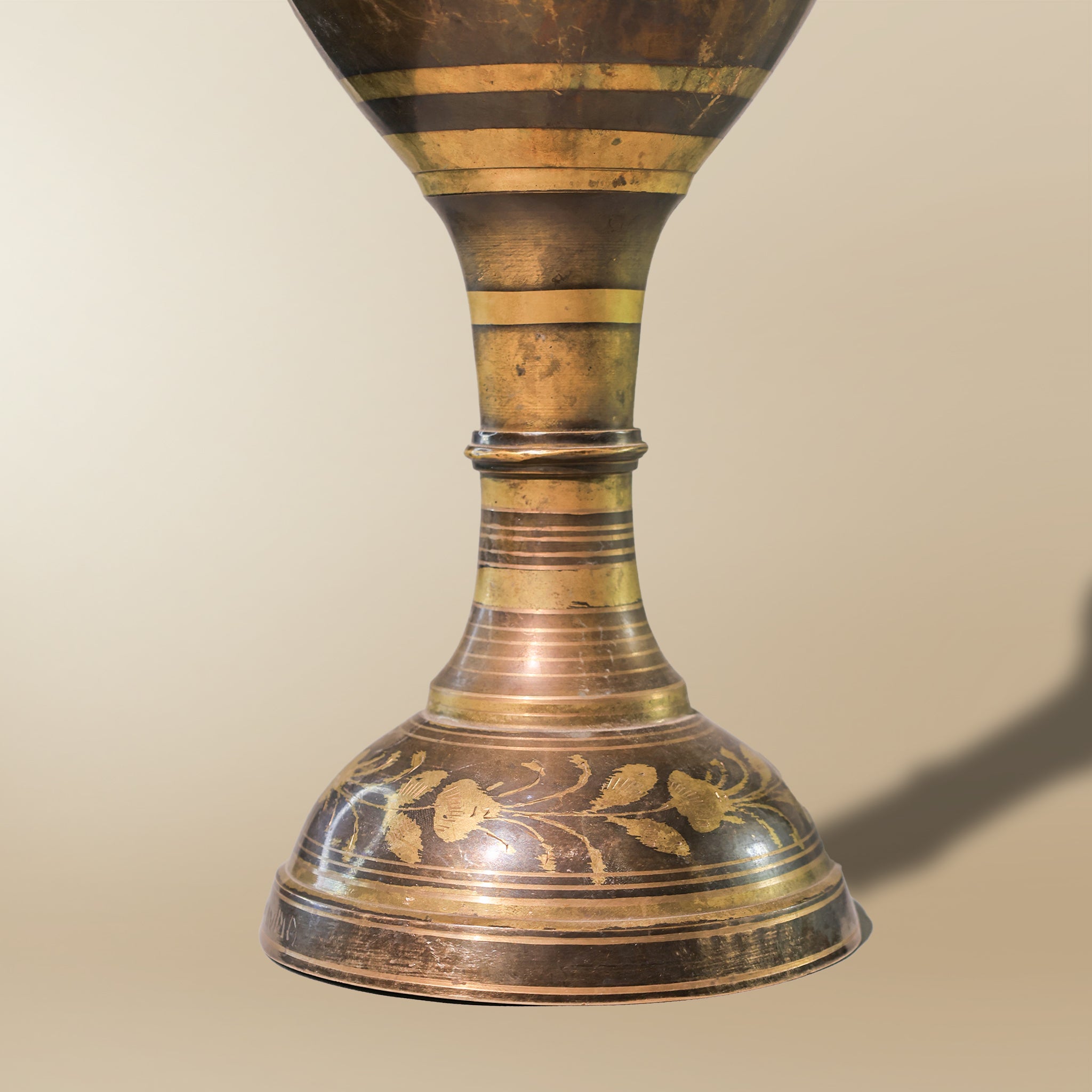 مزهرية صدى الزهور