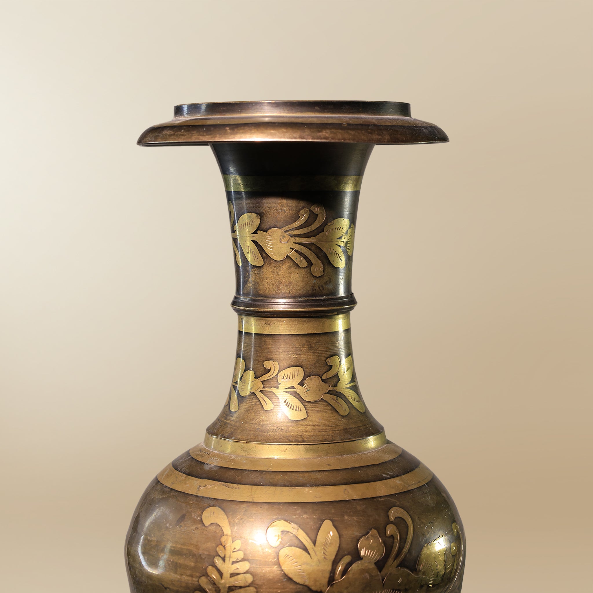 مزهرية صدى الزهور