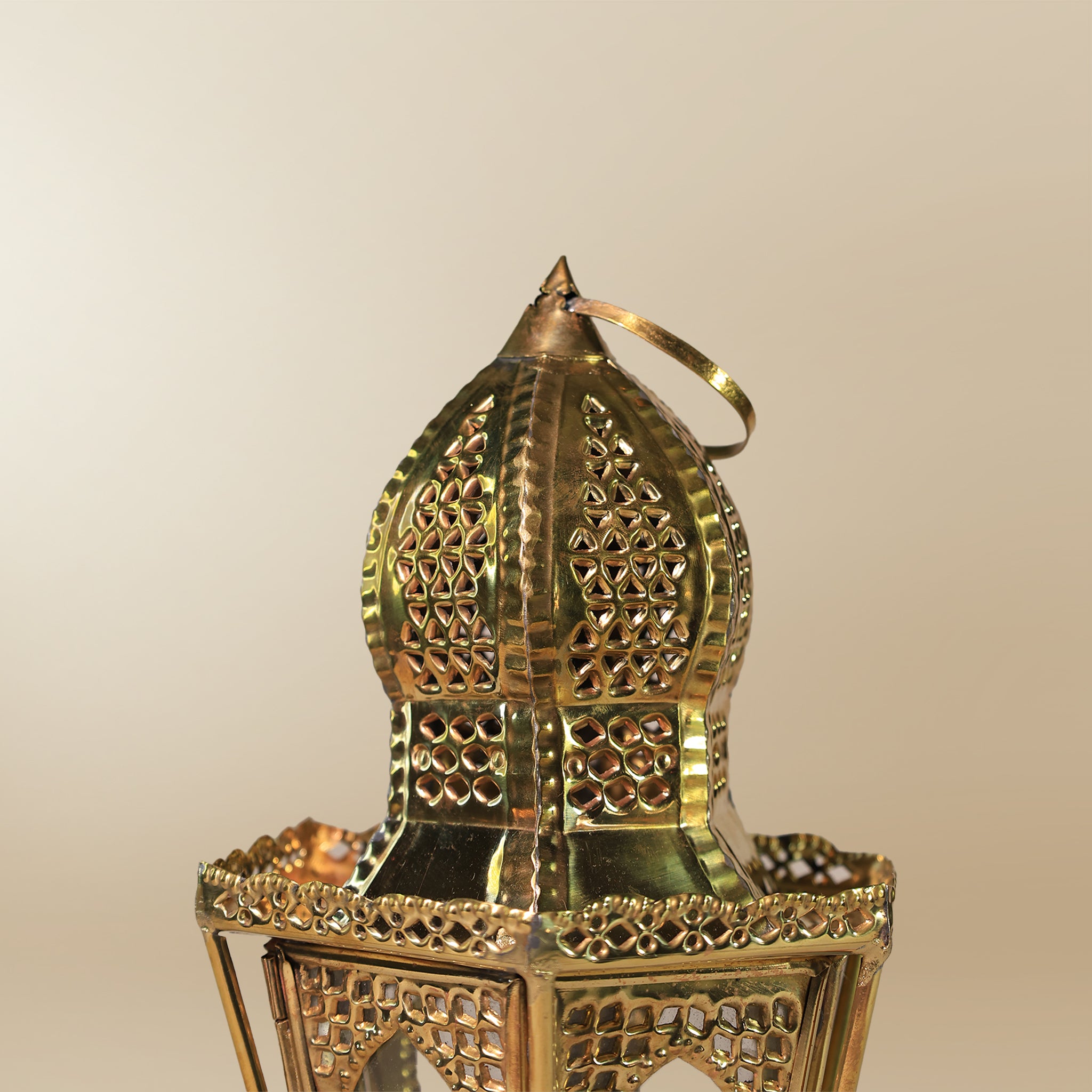 فانوس المئذنة الذهبية