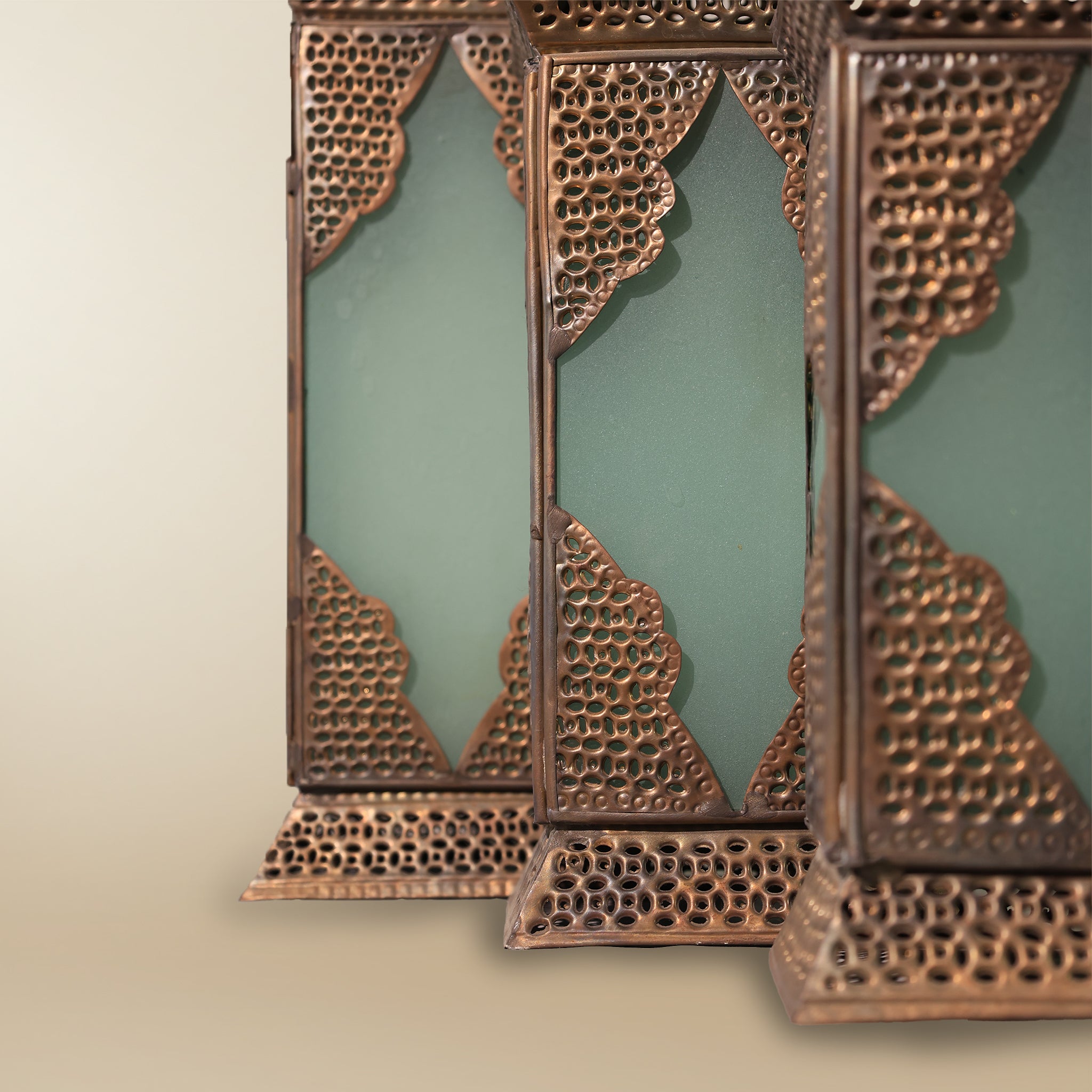 Lanterns of the Dawn Caravan