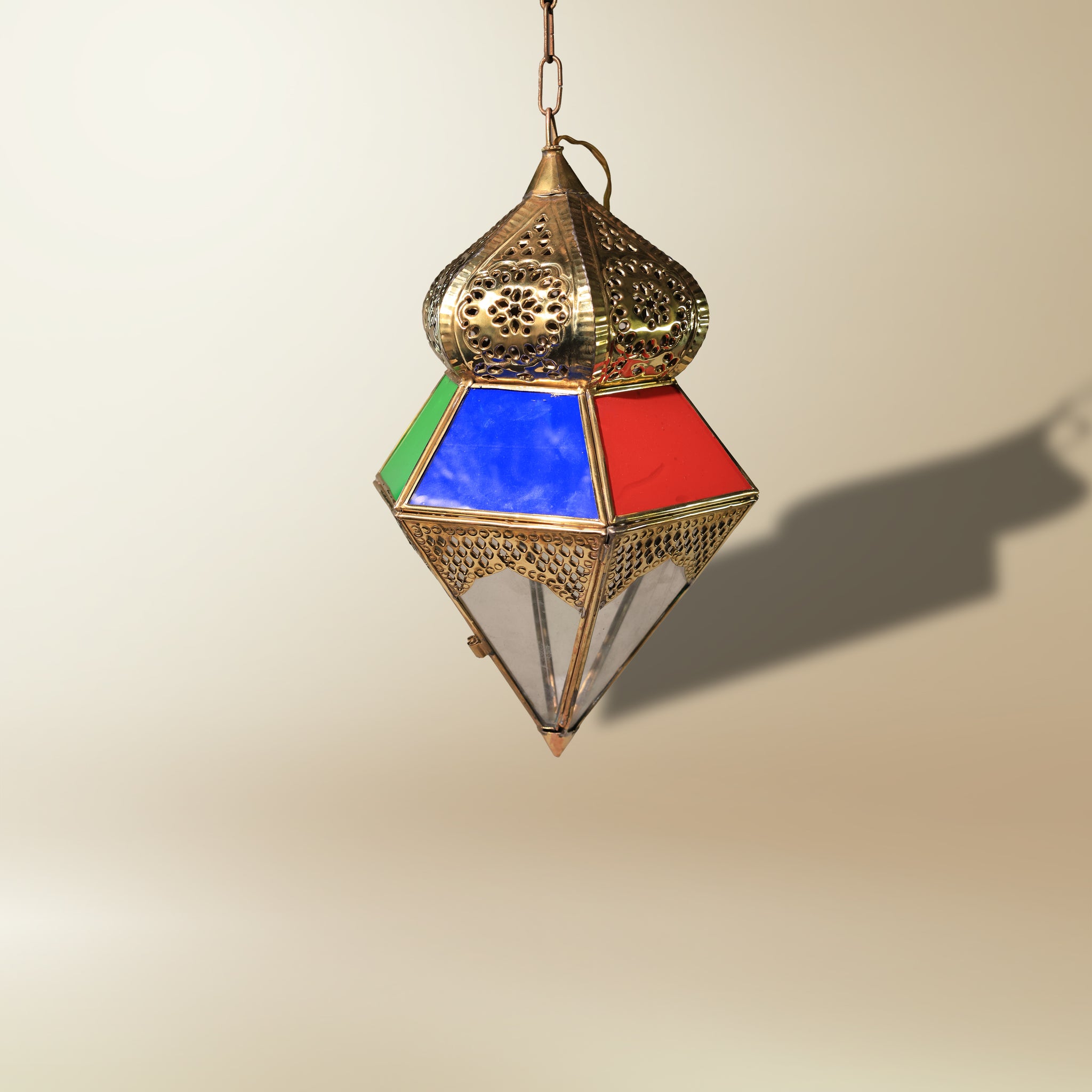 Lantern of Colors – A Thousand Nights in Light