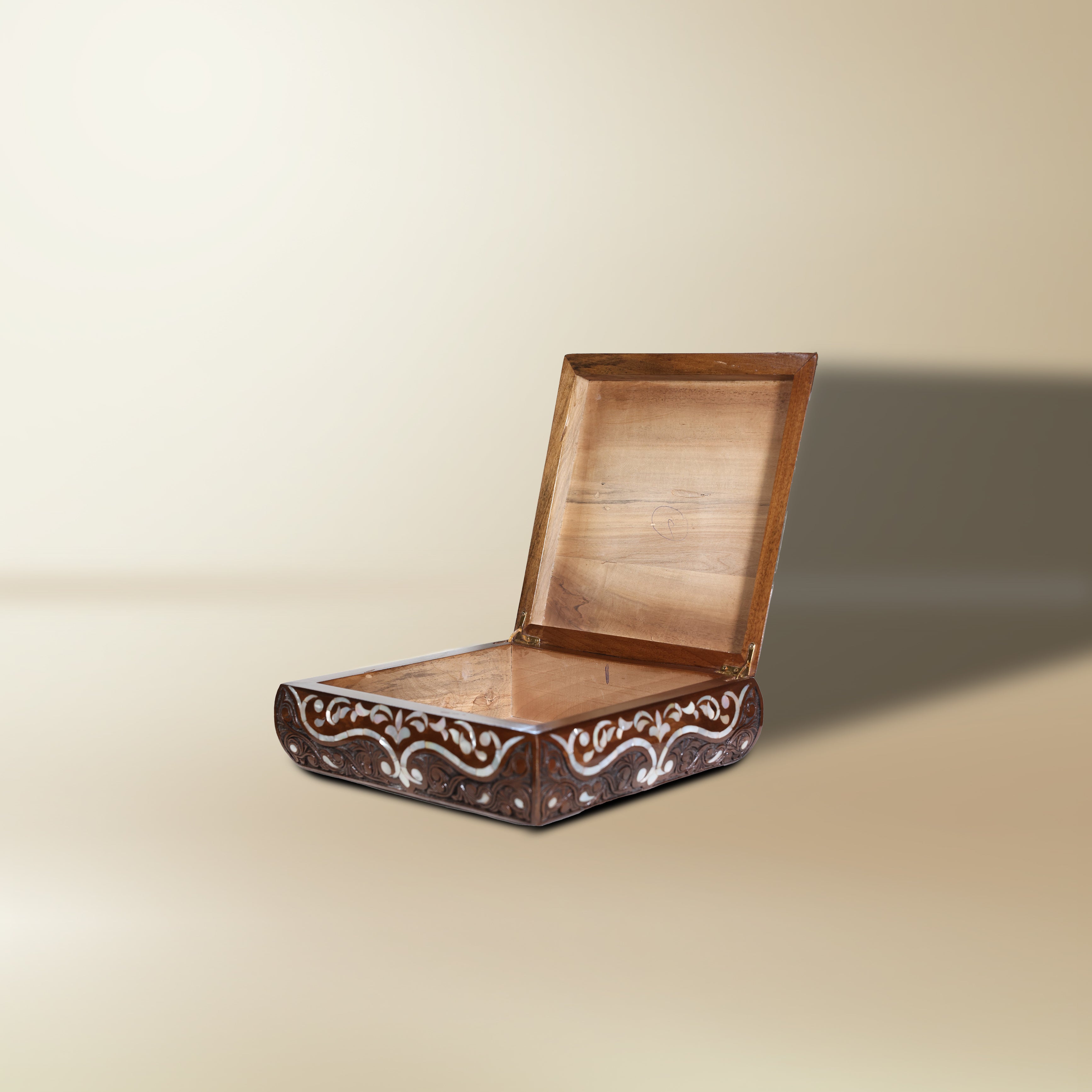 The Moonlit Arabesque Box