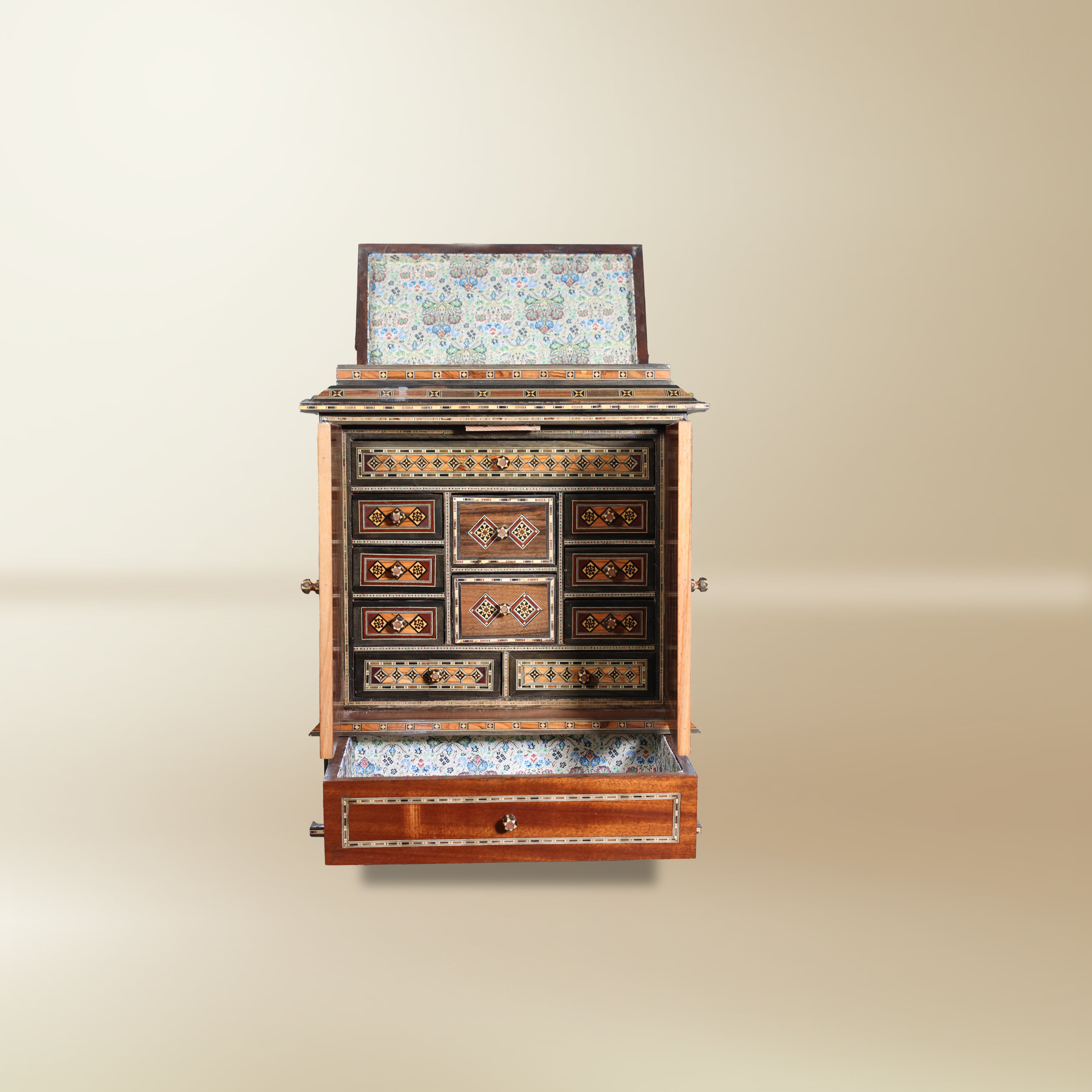 The Emir’s Jewel Cabinet