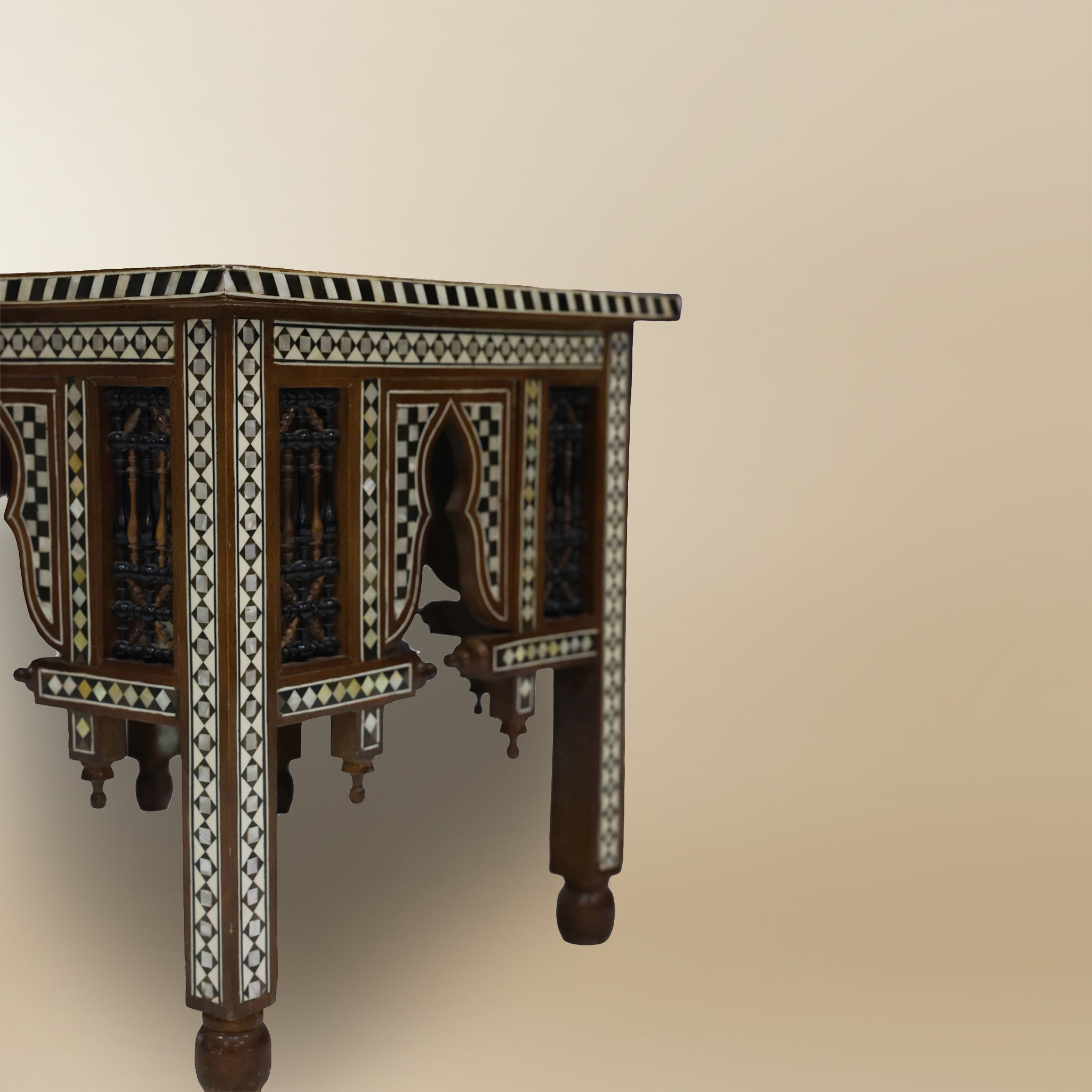 Aurum Inlay Majlis Set